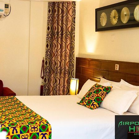 Airport West Hotel Accra Esterno foto